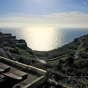 Do Campo 4*, Ribeira Brava Portugalia